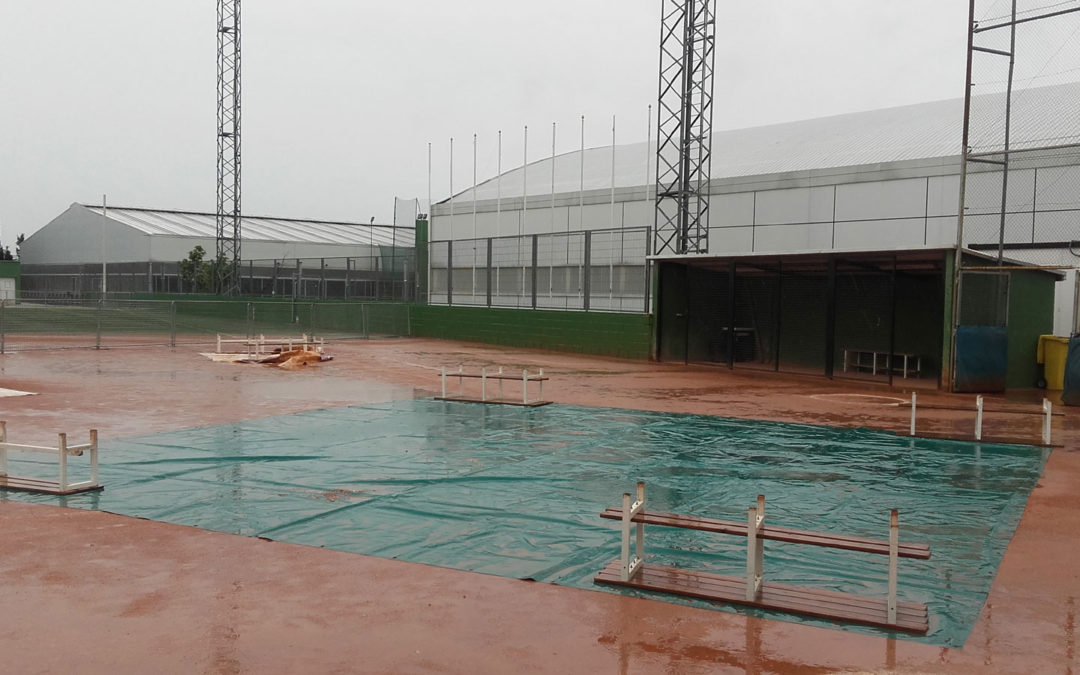 Suspendida la jornada de sófbol en Rivas por la lluvia #LNSofbolDH2016
